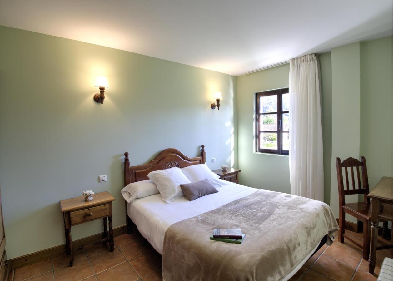 Apartamentos Florinda Ucieda Bilik gambar