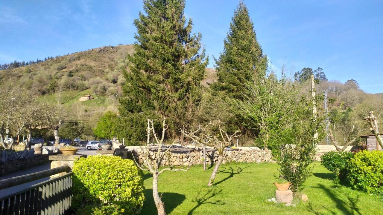 Apartamentos Florinda Ucieda Luaran gambar
