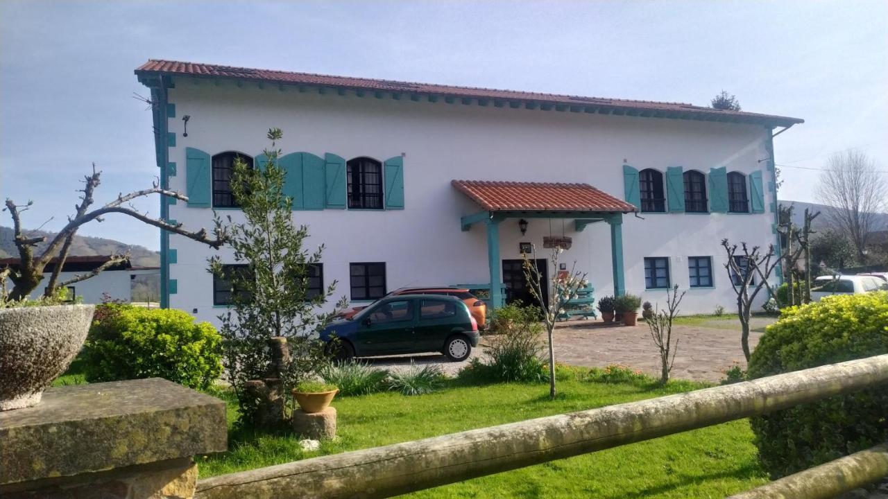 Apartamentos Florinda Ucieda Luaran gambar