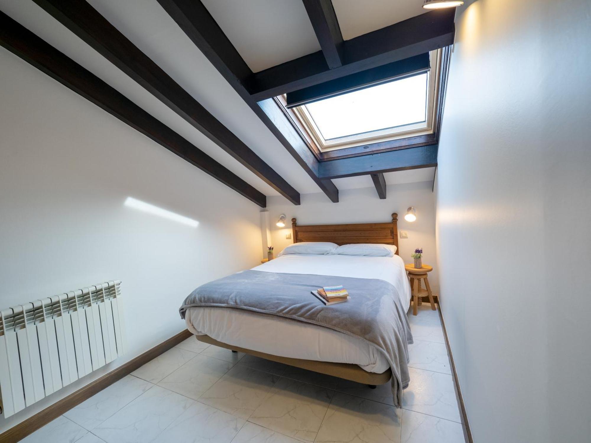 Apartamentos Florinda Ucieda Bilik gambar