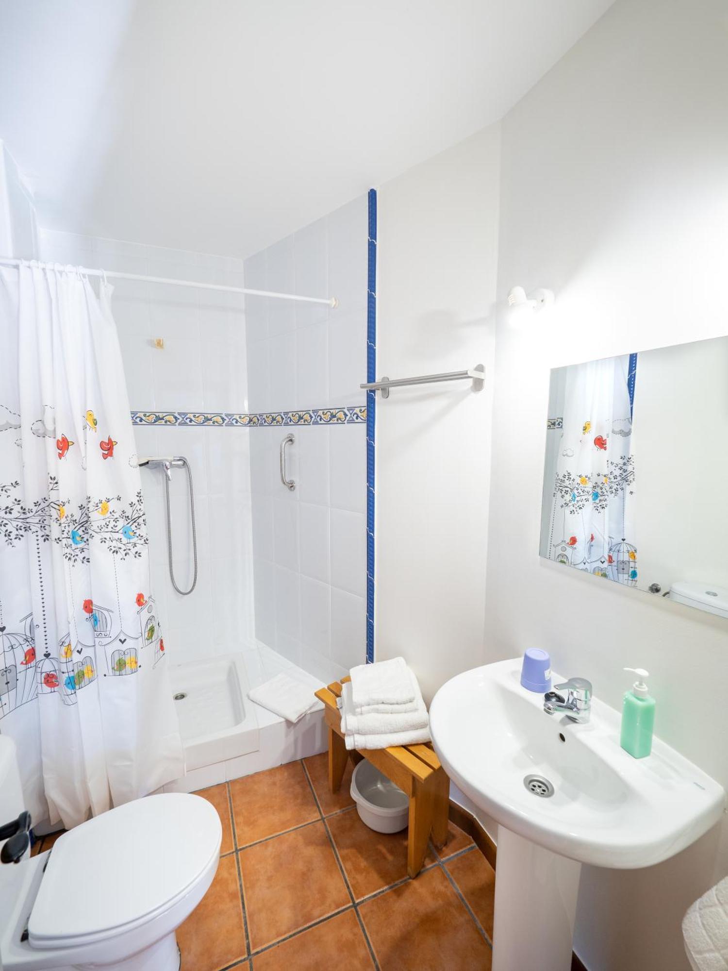 Apartamentos Florinda Ucieda Bilik gambar