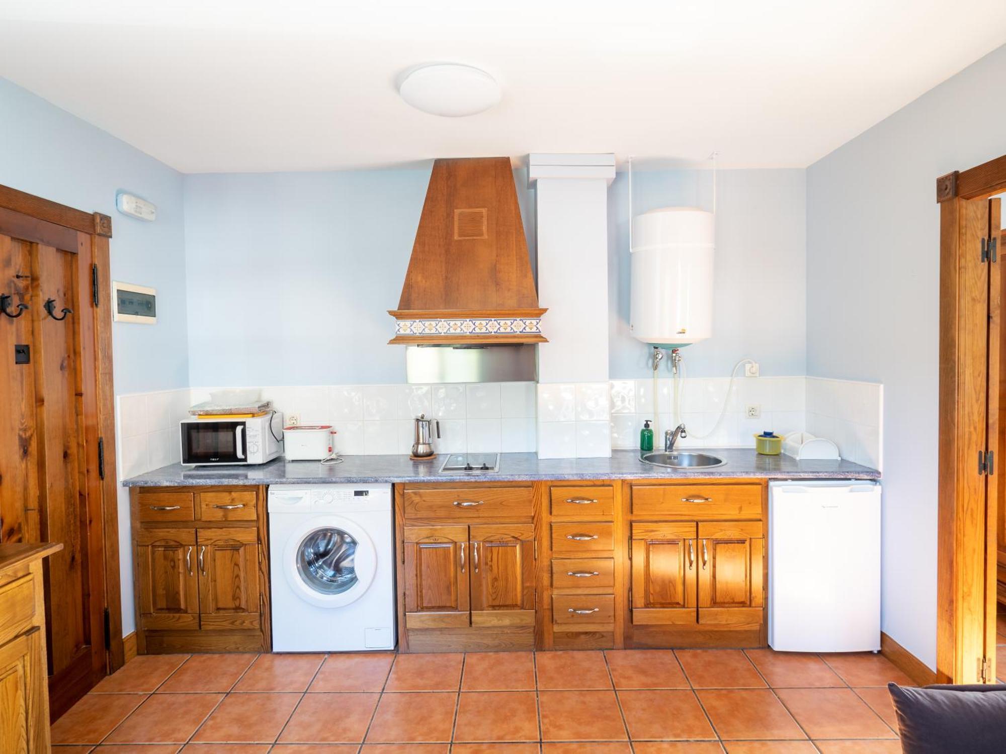 Apartamentos Florinda Ucieda Bilik gambar