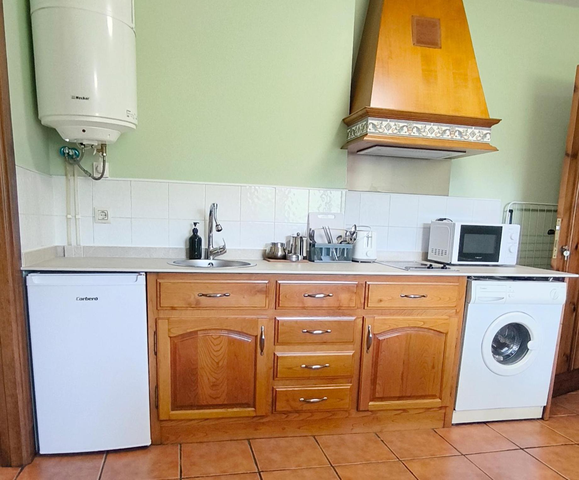 Apartamentos Florinda Ucieda Luaran gambar